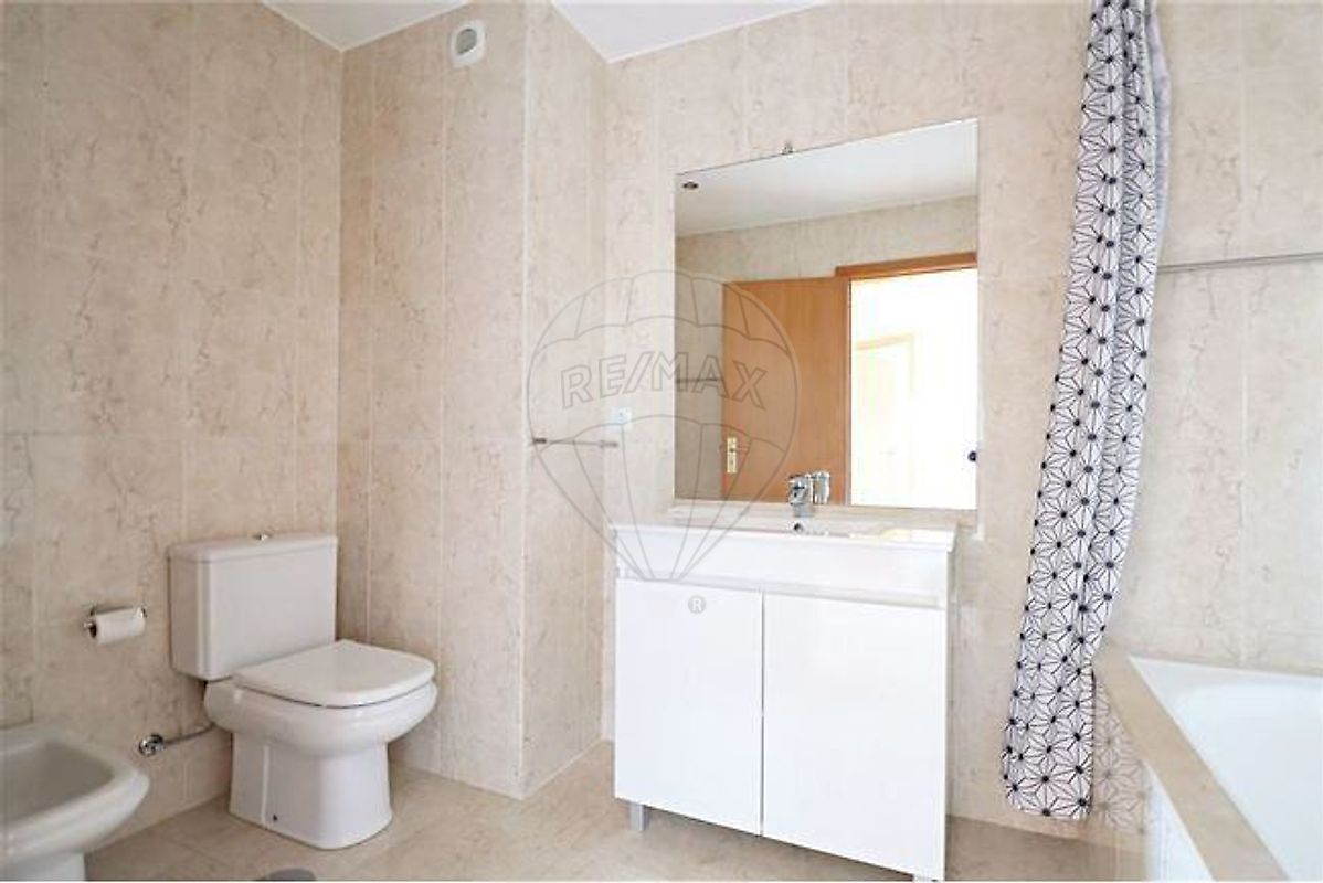 listing 124881013-161 picture-0