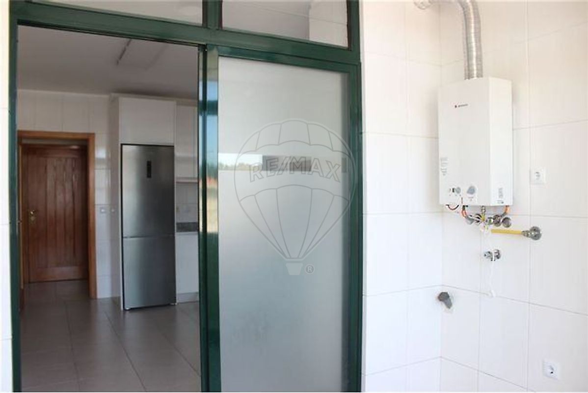 listing 124881013-161 picture-0