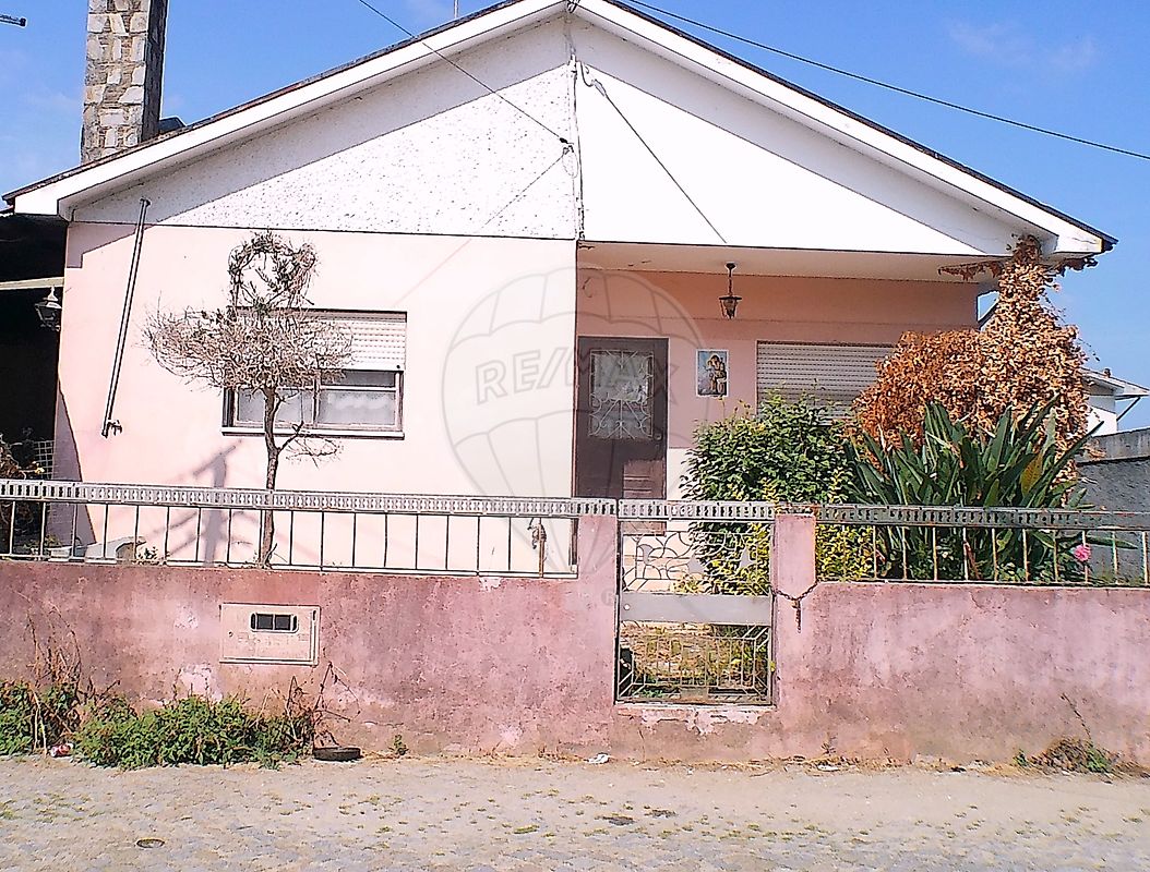 Moradia T2 para venda