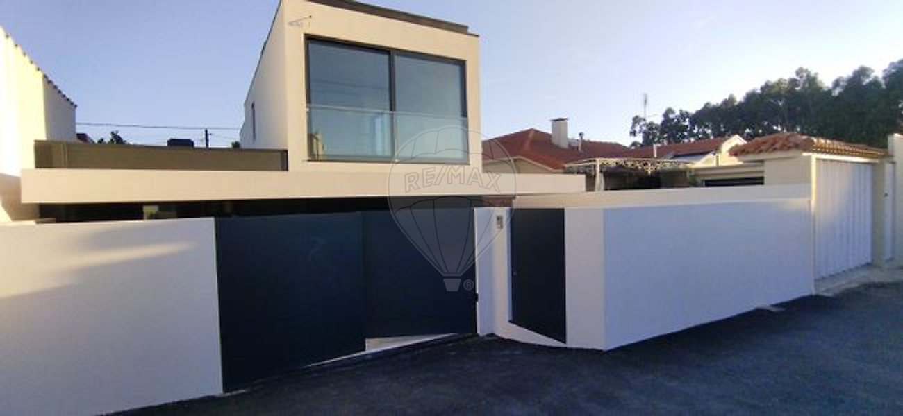 Moradia T3 para venda