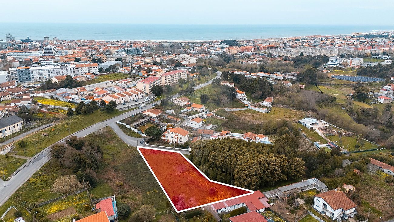 Terreno - Anta e Guetim, Espinho, Aveiro
