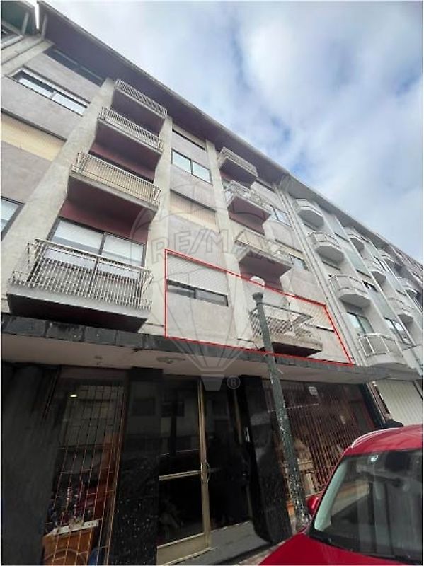 Apartamento T3 à venda em Porto