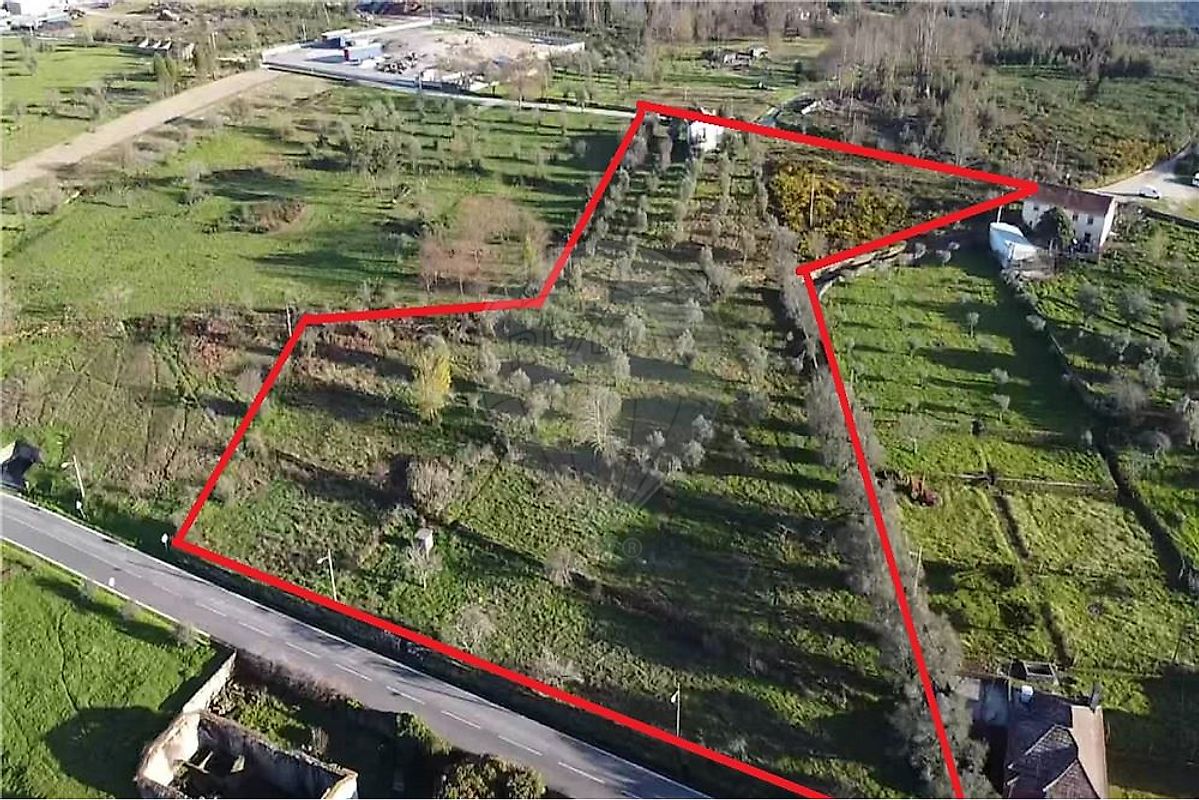 Quinta T1 à venda em Oliveira do Hospital