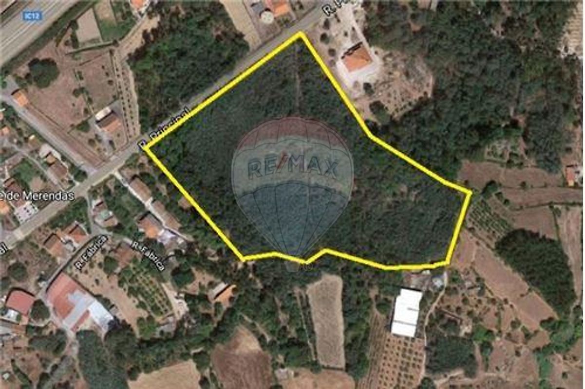 Terreno para construção de 20 moradias