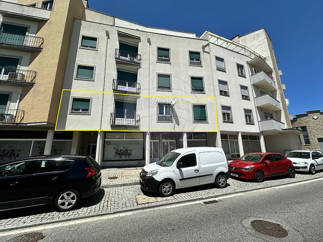 Apartamento T4 para venda