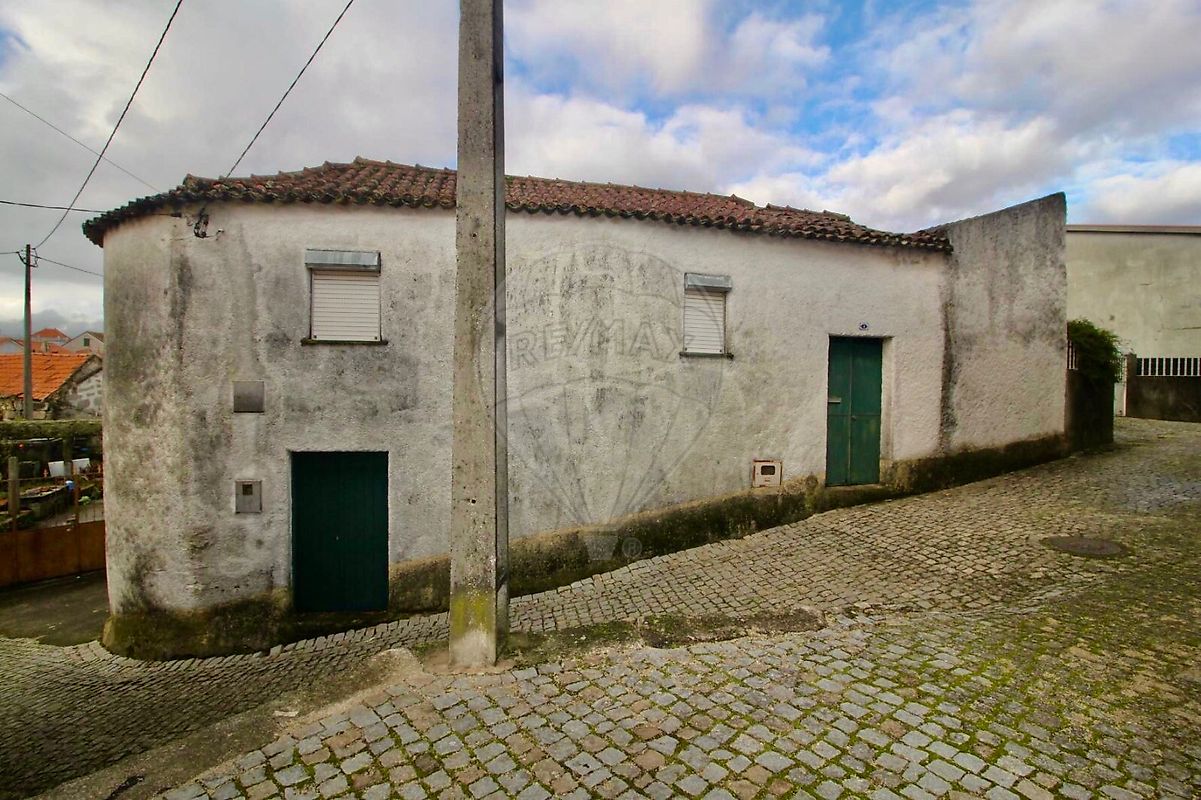 Moradia - Ervedal e Vila Franca da Beira, Oliveira do Hospital, Coimbra