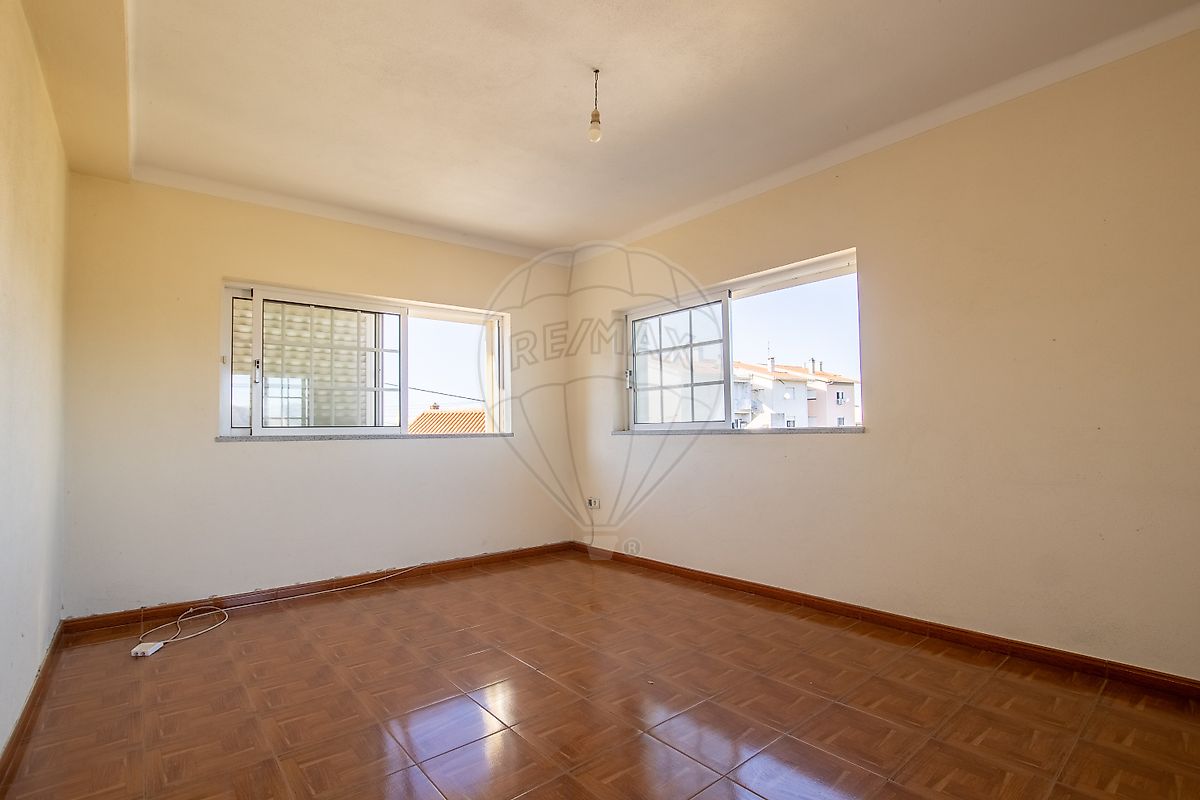 Moradia T4 à venda em Oliveira do Hospital e São Paio de Gramaços, Oliveira do Hospital — foto 12