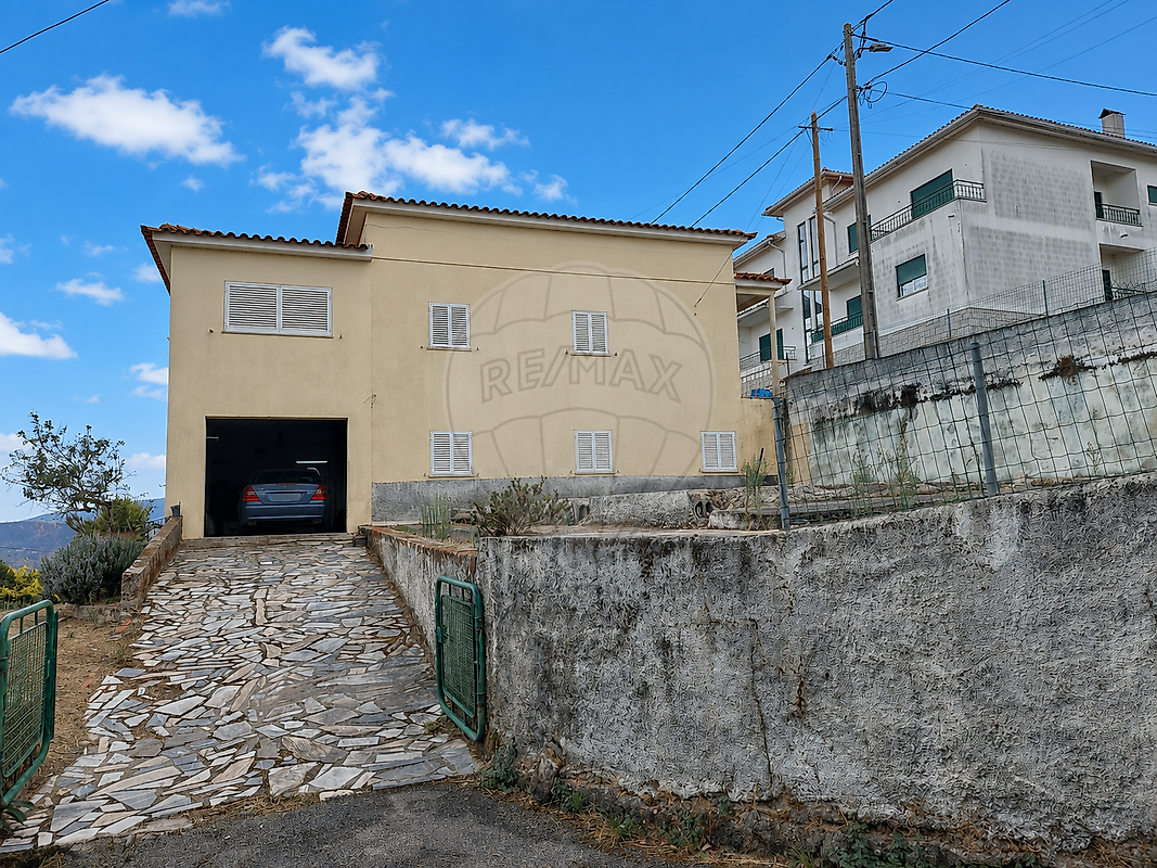 Moradia T4 à venda em Oliveira do Hospital e São Paio de Gramaços, Oliveira do Hospital — foto 10
