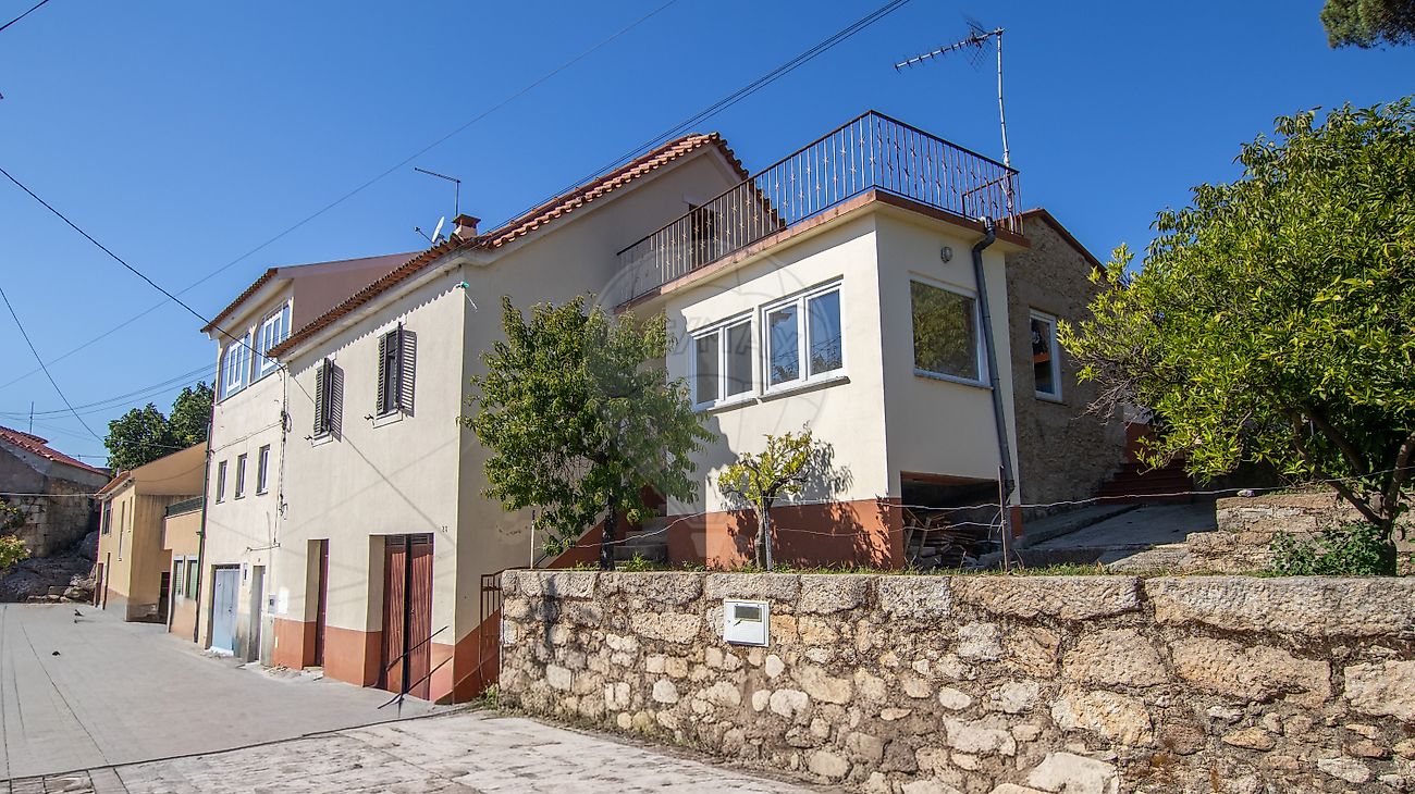 Apartamento T3 à venda em Oliveira do Hospital
