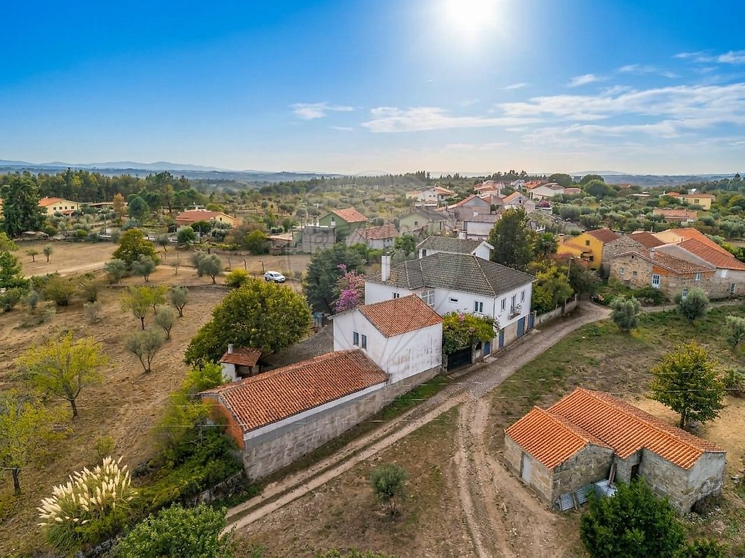 Moradia T5 à venda em Ervedal e Vila Franca da Beira, Oliveira do Hospital — foto 2