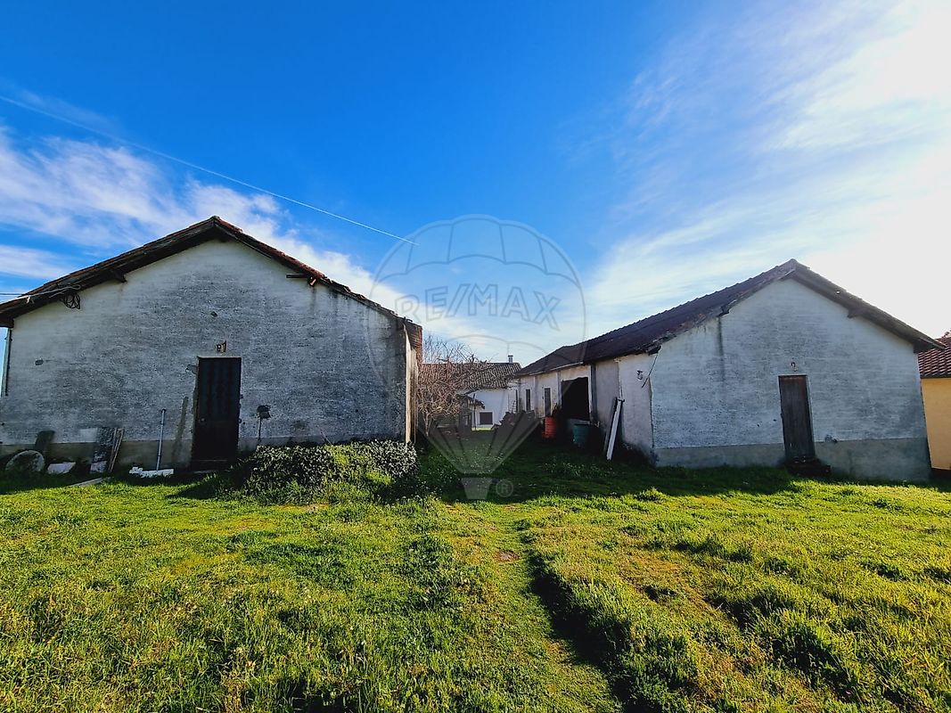 Land for sale in Viseu, Portugal — €197,500
