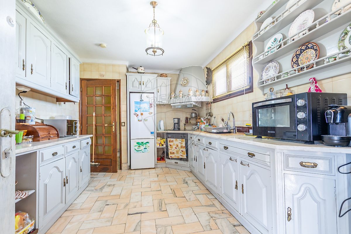 listing 124901007-41 picture-0