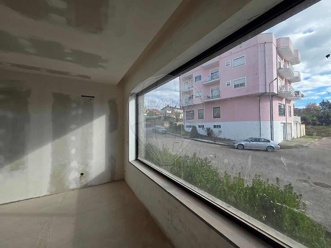 Apartamento T3 à venda em Santa Comba Dão e Couto do Mosteiro, Santa Comba Dão — foto 13
