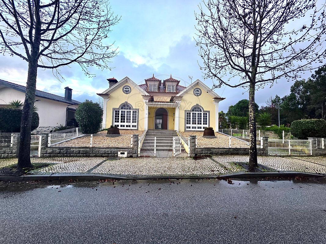 Moradia - Oliveira do Conde, Carregal do Sal, Viseu