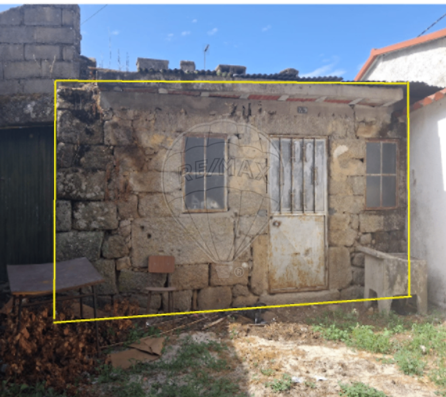 Apartamento à venda em Nelas