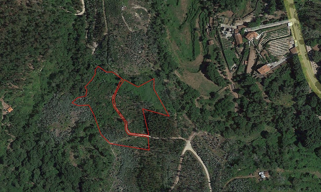Terreno à venda em Oliveira de Frades