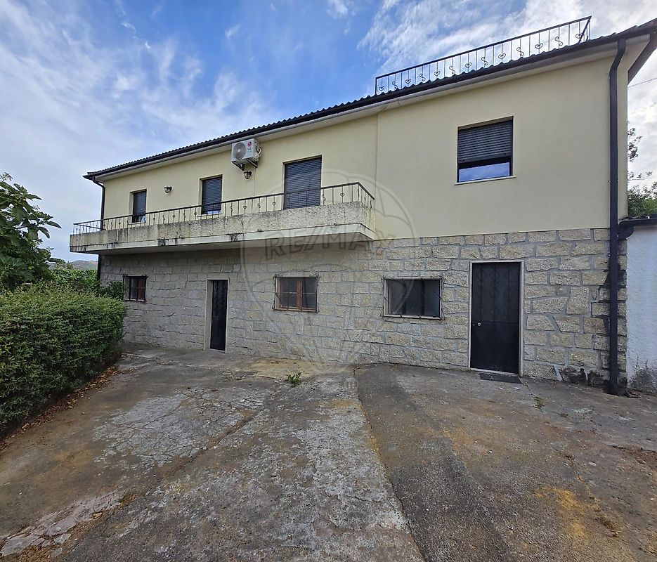 Moradia T3 para venda
