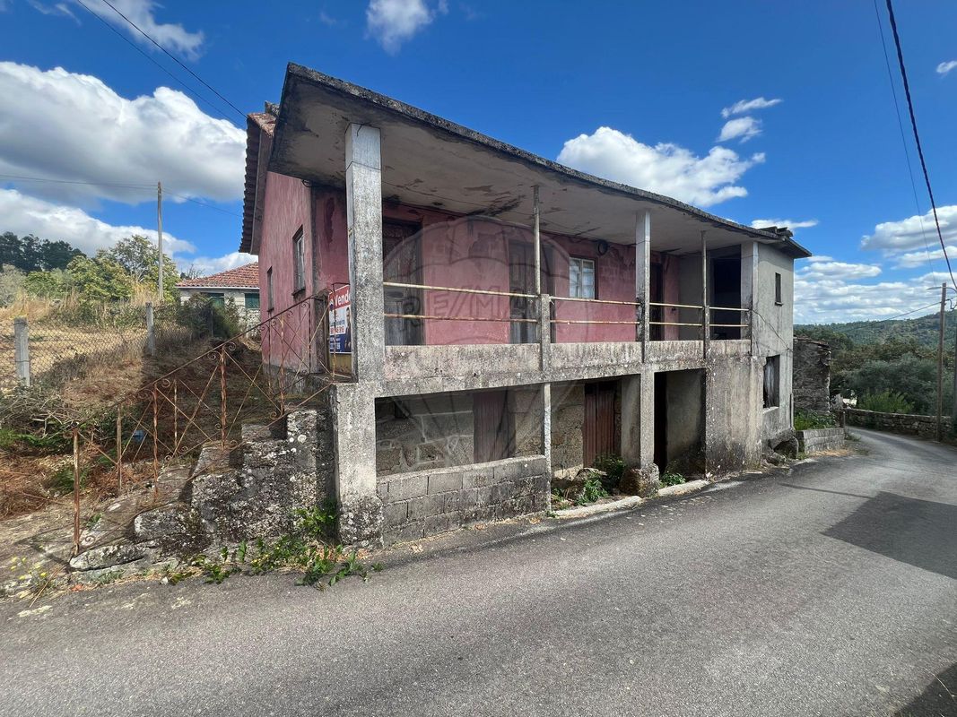 Moradia T2 para venda
