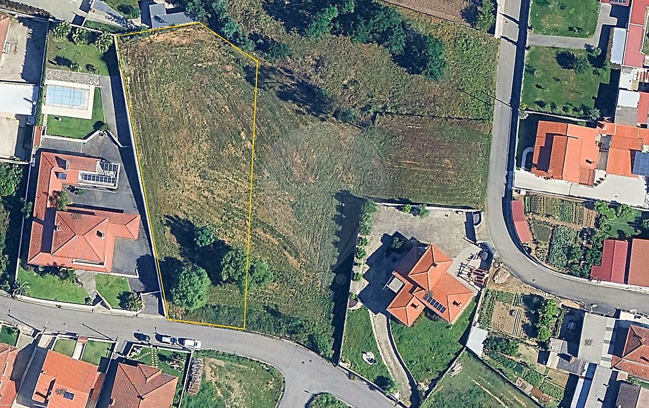 Terreno à venda em Águeda