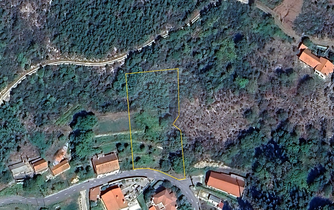 Terreno à venda em Tondela