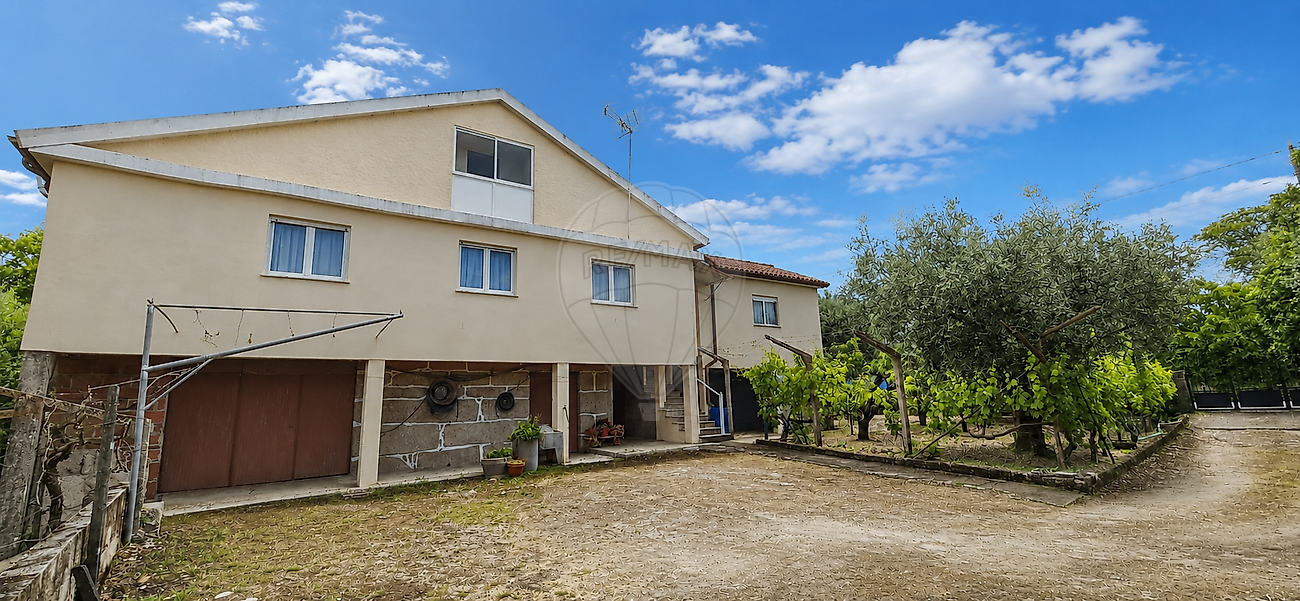 Moradia - Lajeosa do Dão, Tondela, Viseu
