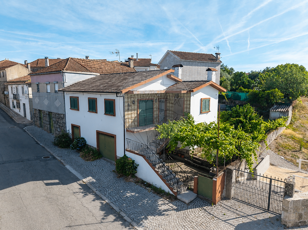 Moradia - Parada de Gonta, Tondela, Viseu