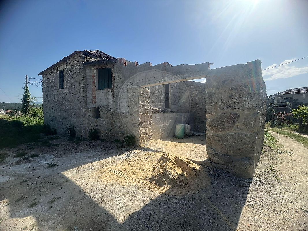 Moradia - Carvalhais e Candal, São Pedro do Sul, Viseu