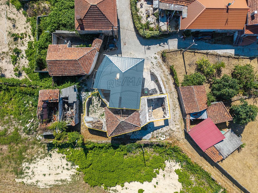 Moradia T2 à venda em Carvalhais e Candal, São Pedro do Sul — foto 2