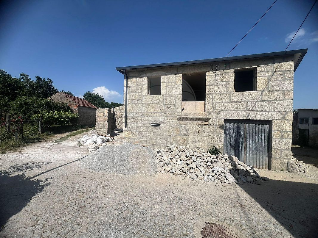 Moradia - Carvalhais e Candal, São Pedro do Sul, Viseu
