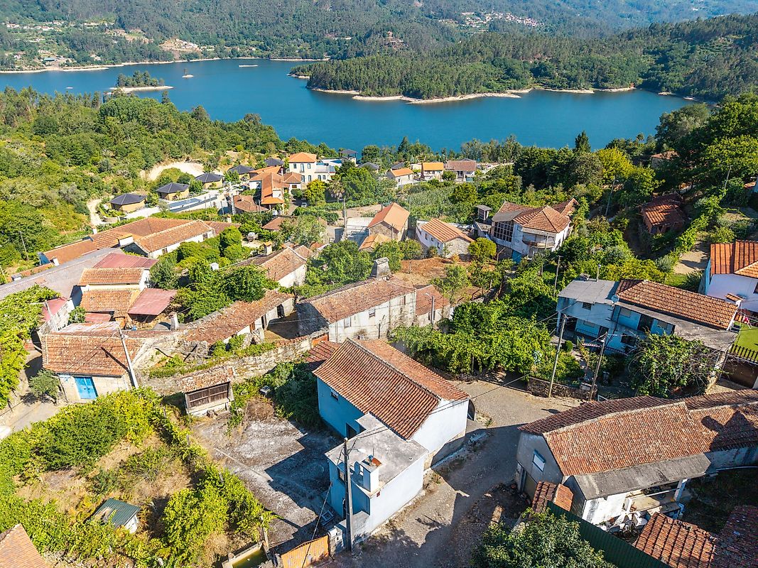 Moradia T3 à venda em Arcozelo das Maias, Oliveira de Frades — foto 2