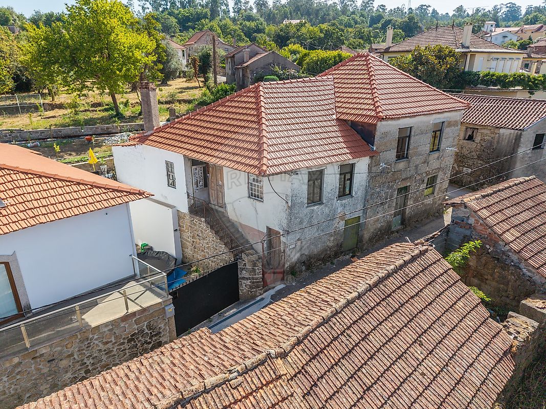 Moradia T3 - Campo de Besteiros, Tondela, Viseu