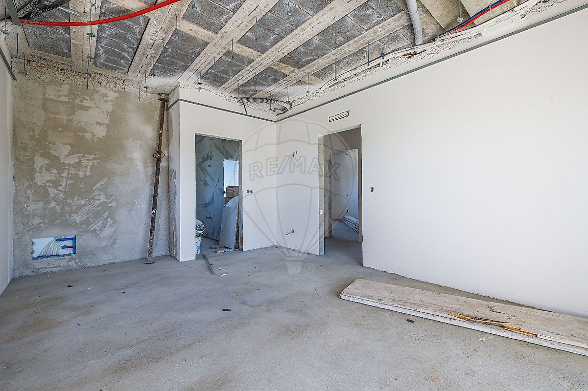 listing 123532009-9 picture-0