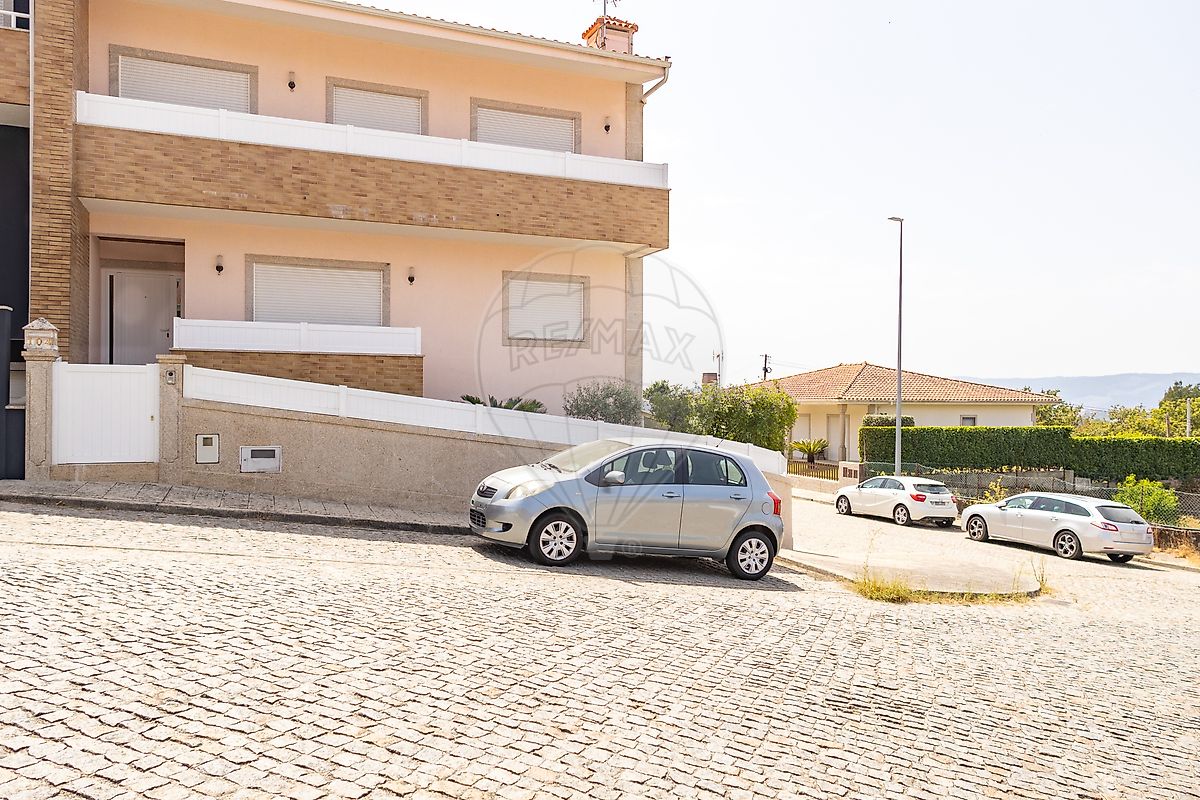 Moradia T3 para venda