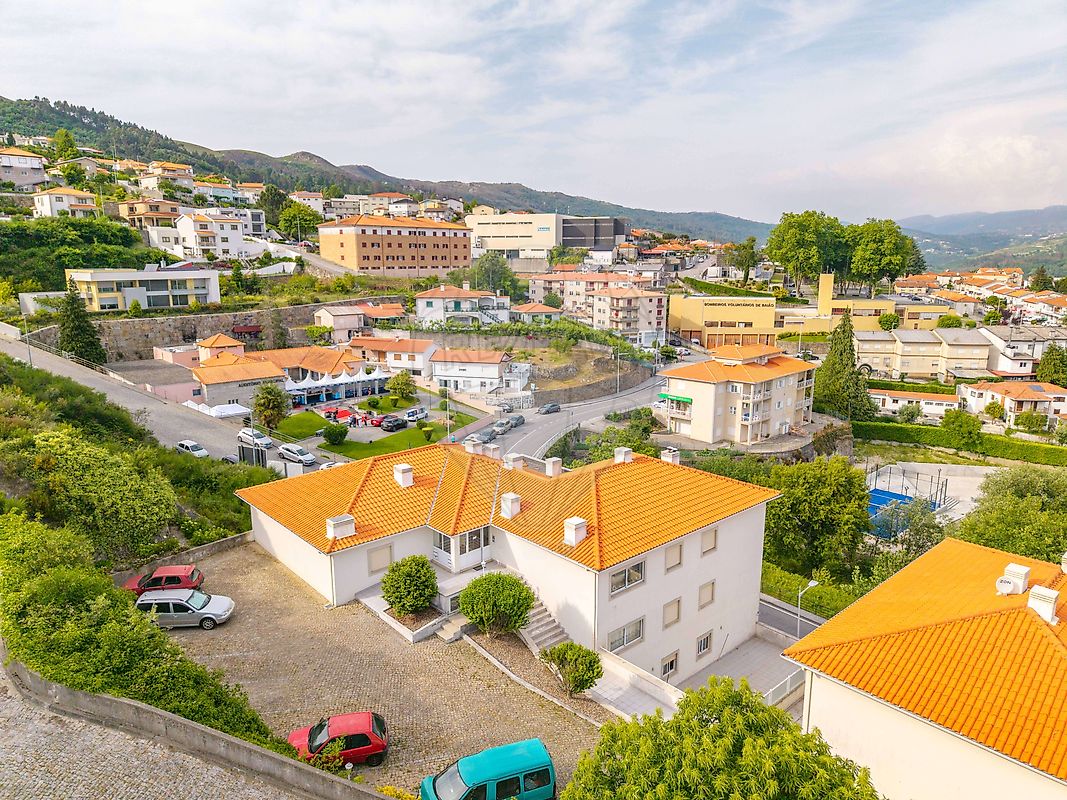 Apartamento T3 à venda em Baião