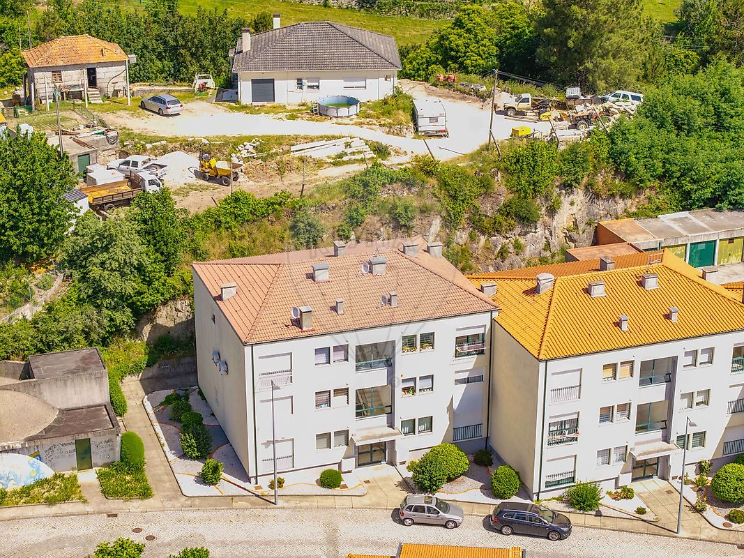 Apartamento T2 à venda em Baião