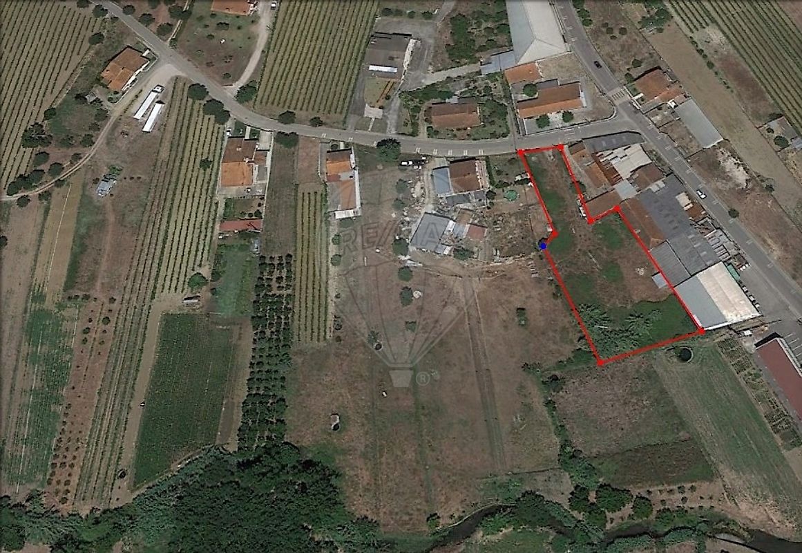 Terreno  à venda em Mealhada