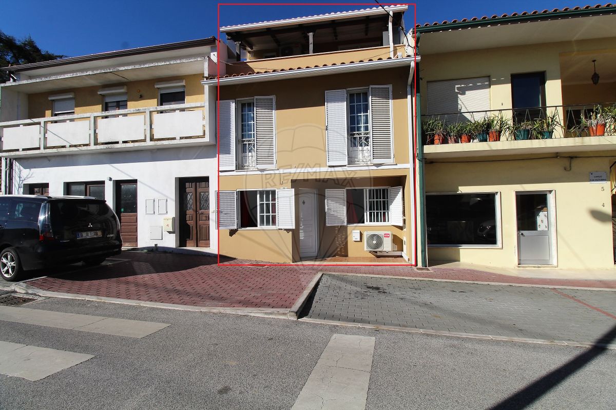 Moradia T2 para venda