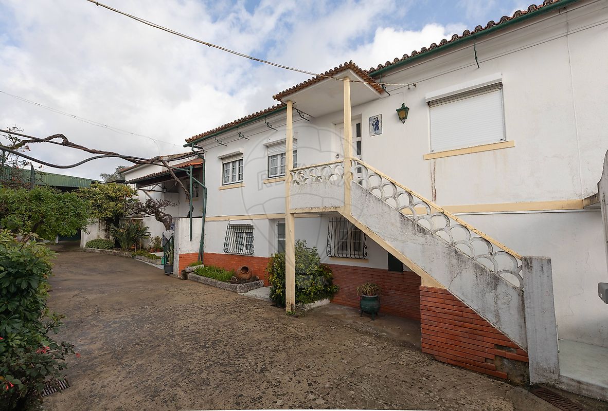Moradia - Tamengos, Aguim e Óis do Bairro, Anadia, Aveiro