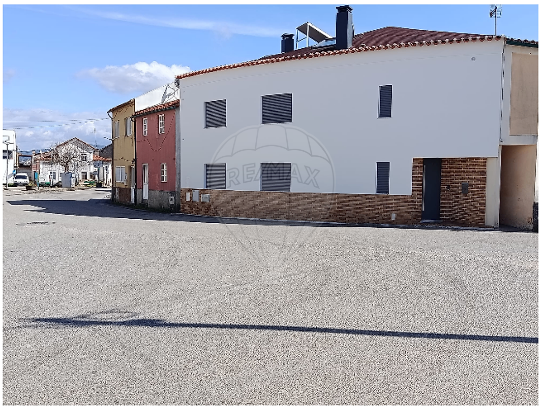 Moradia T2 à venda em Mealhada