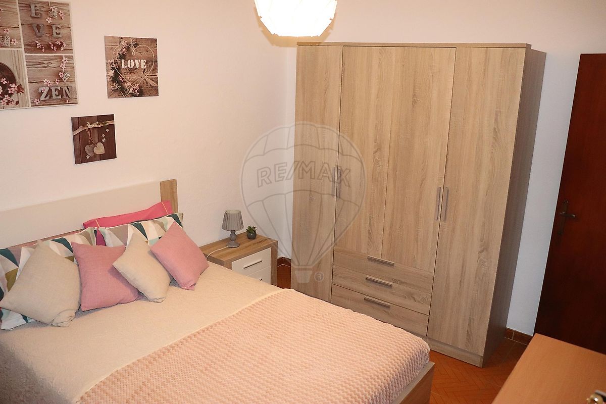 listing 124971042-45 picture-0