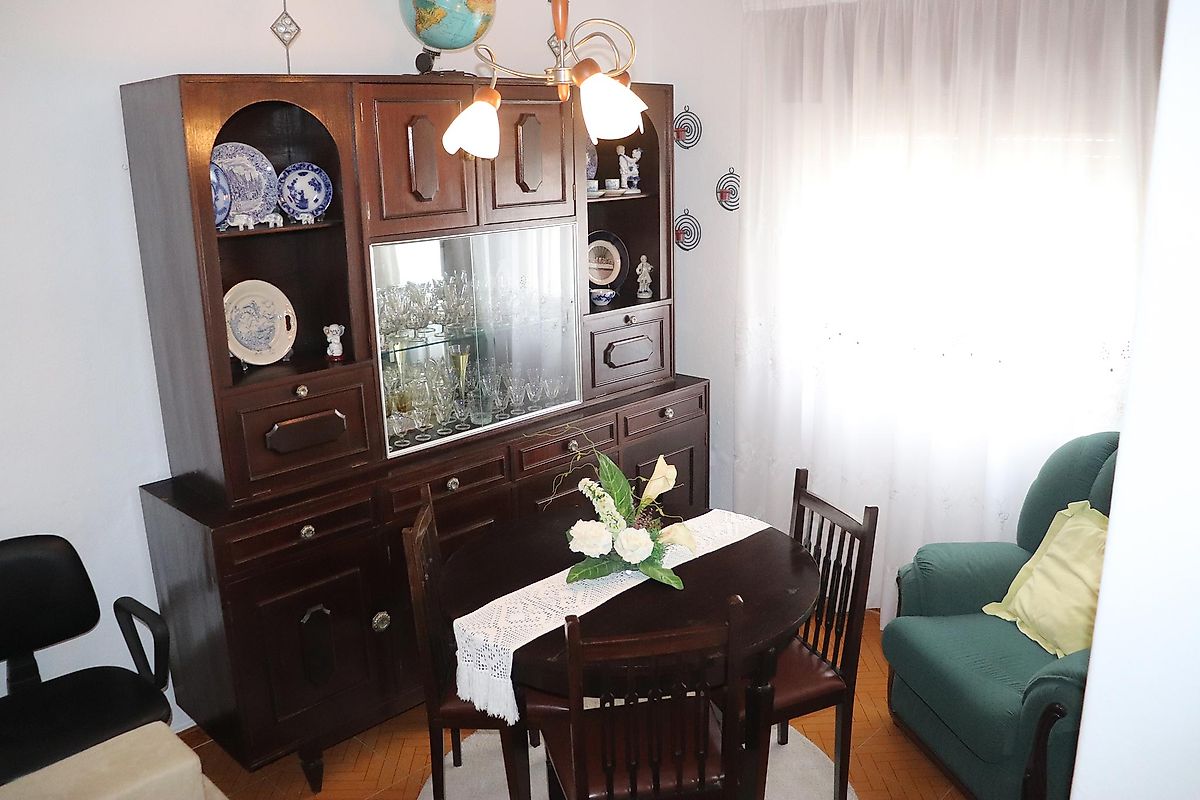 listing 124971042-45 picture-0