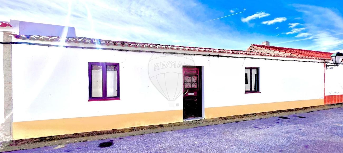 Moradia T5 para venda
