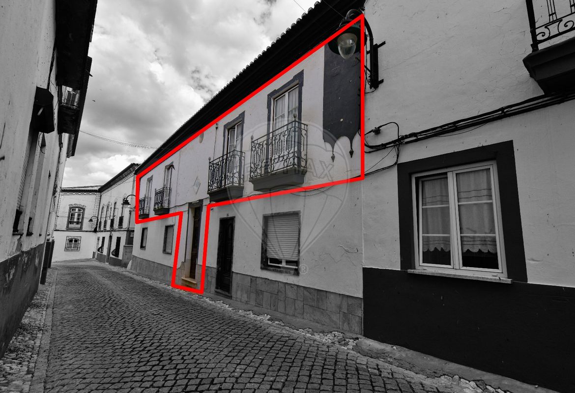 Moradia T4 para venda