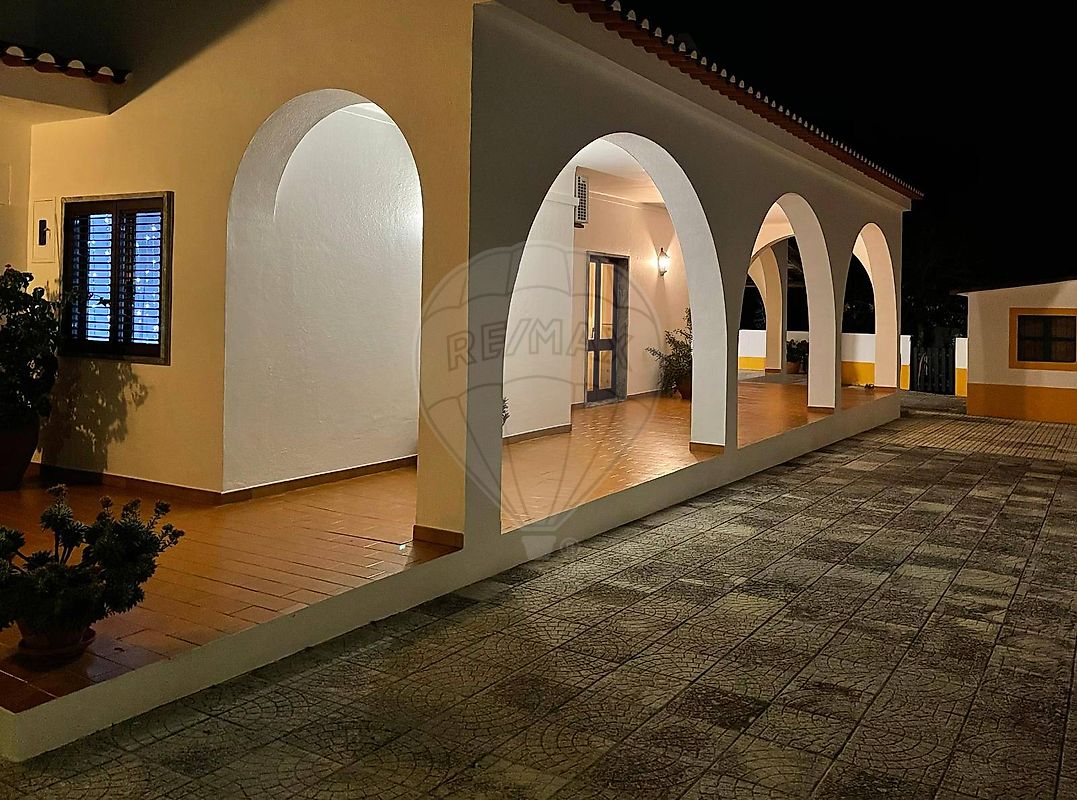Moradia - Vila de Frades, Vidigueira, Beja