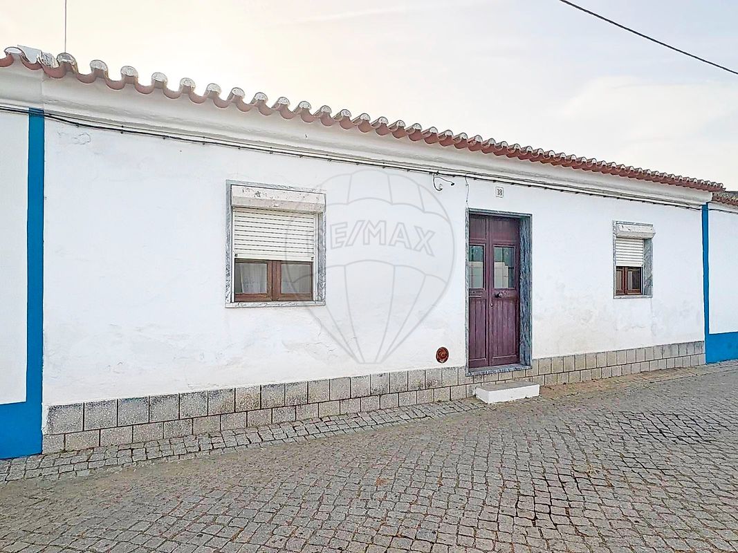 Moradia - Alfundão e Peroguarda, Ferreira do Alentejo, Beja
