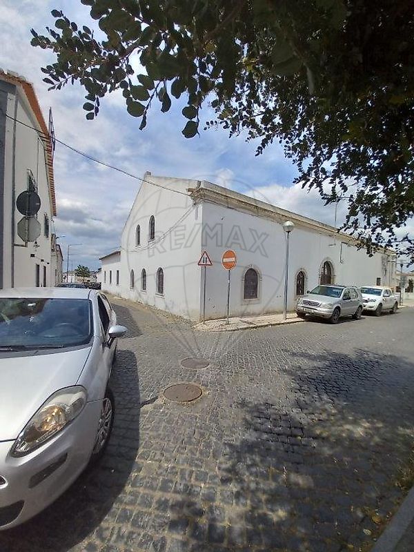 Moradia - Ferreira do Alentejo e Canhestros, Ferreira do Alentejo, Beja