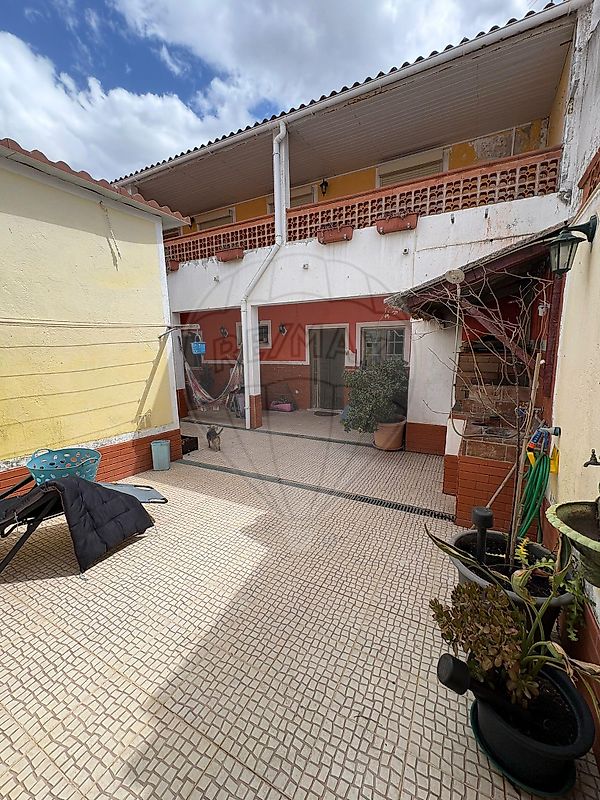 Apartamento T4 à venda em Beja