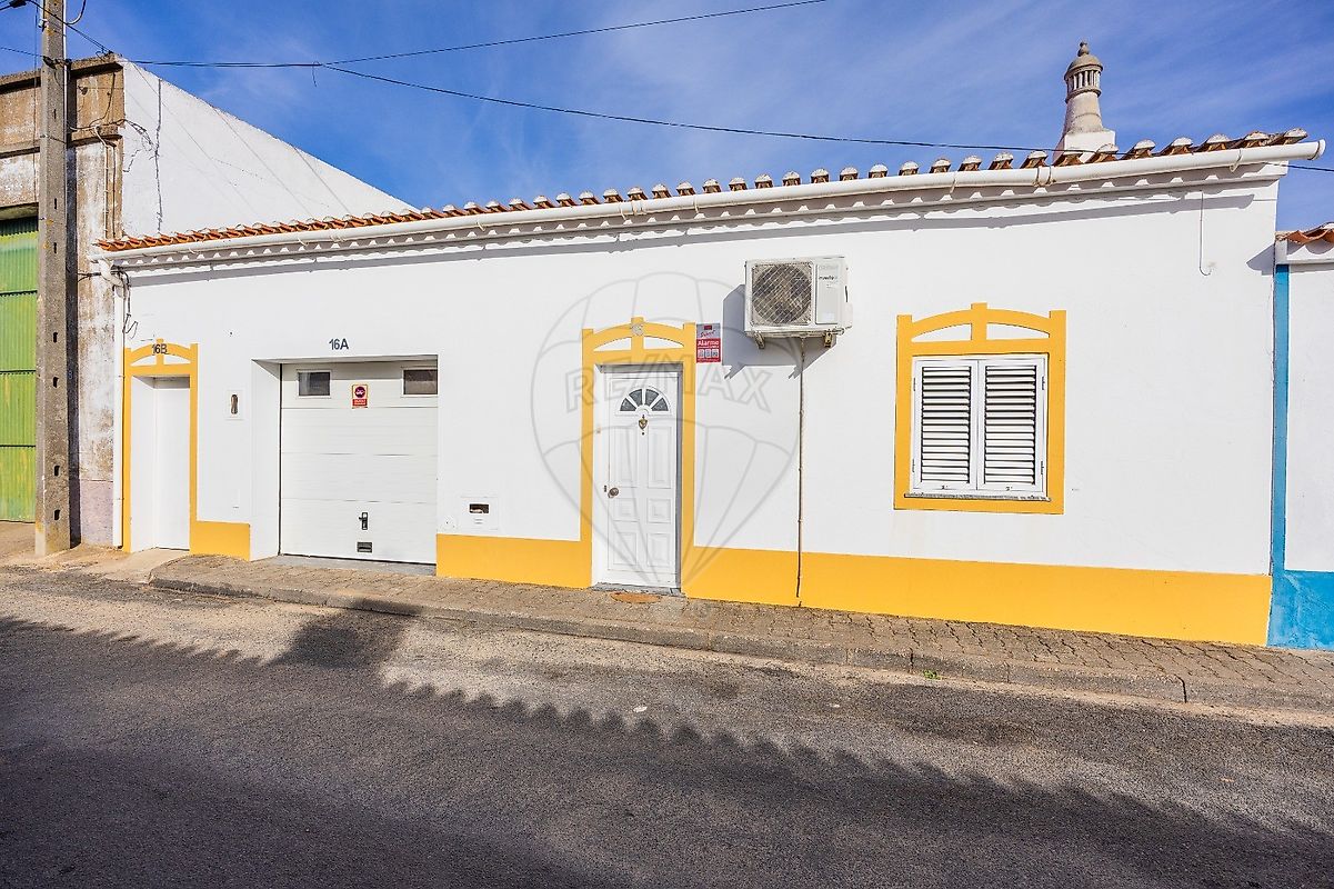 Moradia T3 à venda em Ferreira do Alentejo