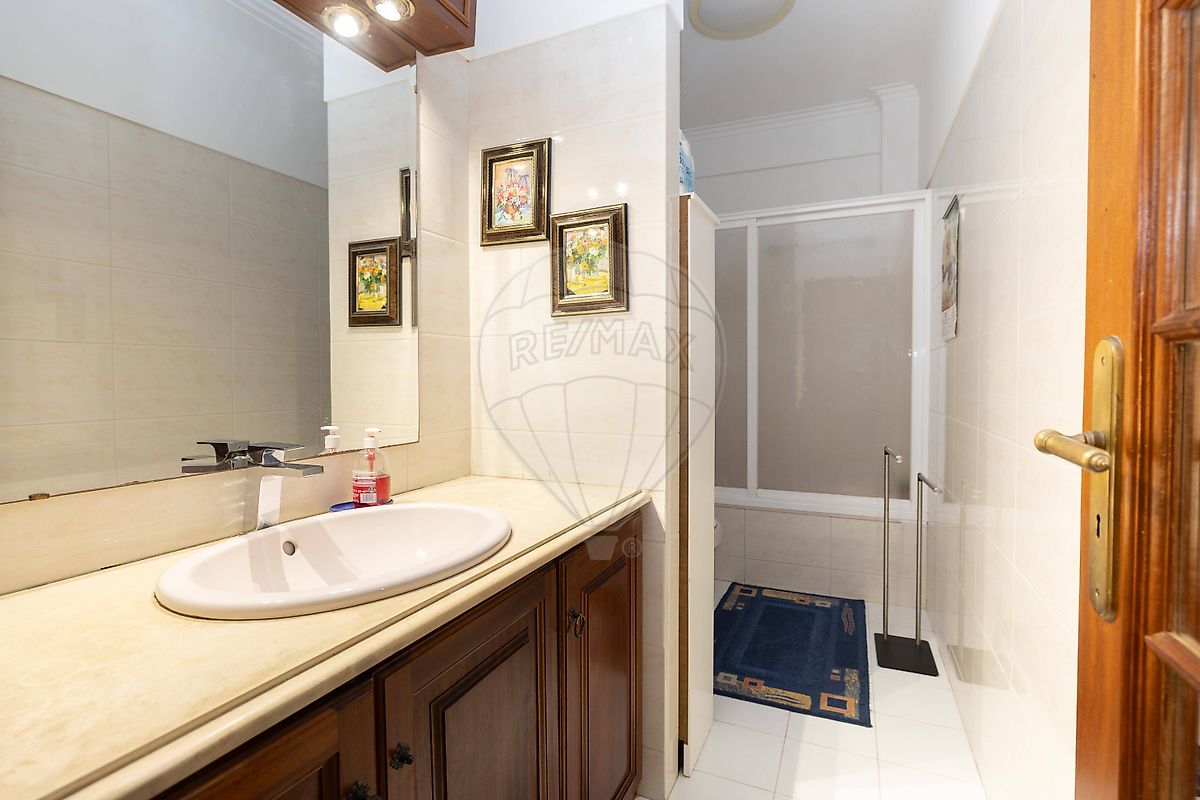listing 124991017-132 picture-0