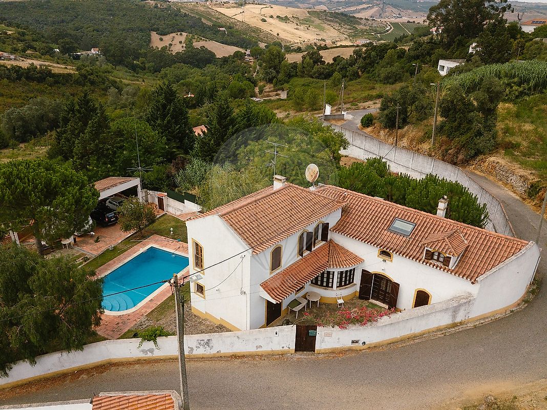 Moradia T4 para venda